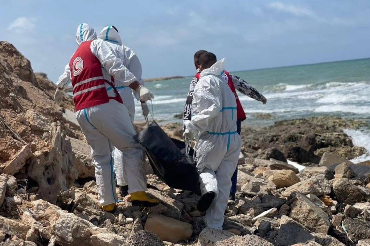 লিবিয়া উপকূলে বাংলাদেশিসহ ১৭ অভিবাসীর মরদেহ উদ্ধার