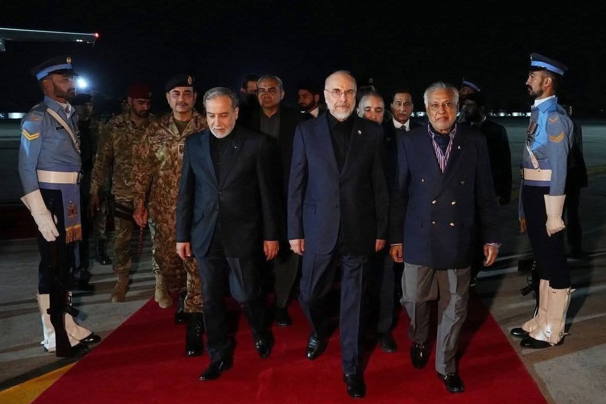 যুক্তরাষ্ট্র অবরোধ প্রত্যাহার না করলে পাকিস্তানে প্রতিনিধি দল পাঠাবে না ইরান