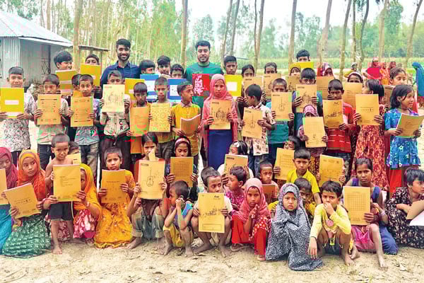 চরের সুবিধাবঞ্চিত শিশুদের জন্য কলেজছাত্র নাঈমের উদ্যোগ