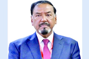 হাসিনা অনেক লোভ দেখিয়েছিলেন