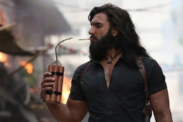 সাড়ে ১৭শ কোটির মাইলফলকে ‘ধুরন্ধর ২’