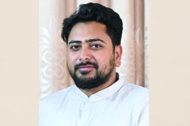 সরকার তেল নিয়ে নাটক করছে : নাহিদ