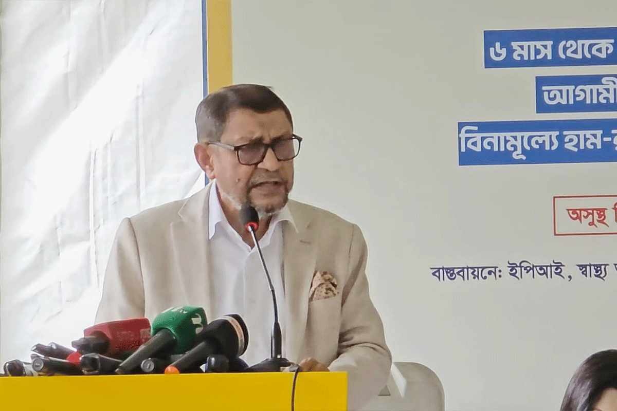 শিশুদের সুস্থ ও নিরাপদ ভবিষ্যৎ নিশ্চিতে হামের টিকার বিকল্প নেই: স্বাস্থ্যমন্ত্রী