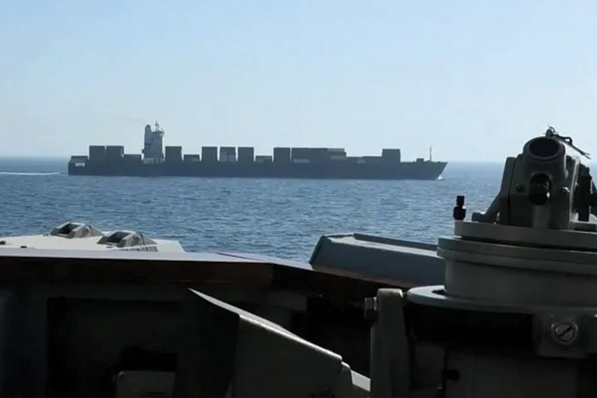 ইরানি জাহাজ আটকের ঘটনায় নিন্দা জানিয়ে যা বলল চীন