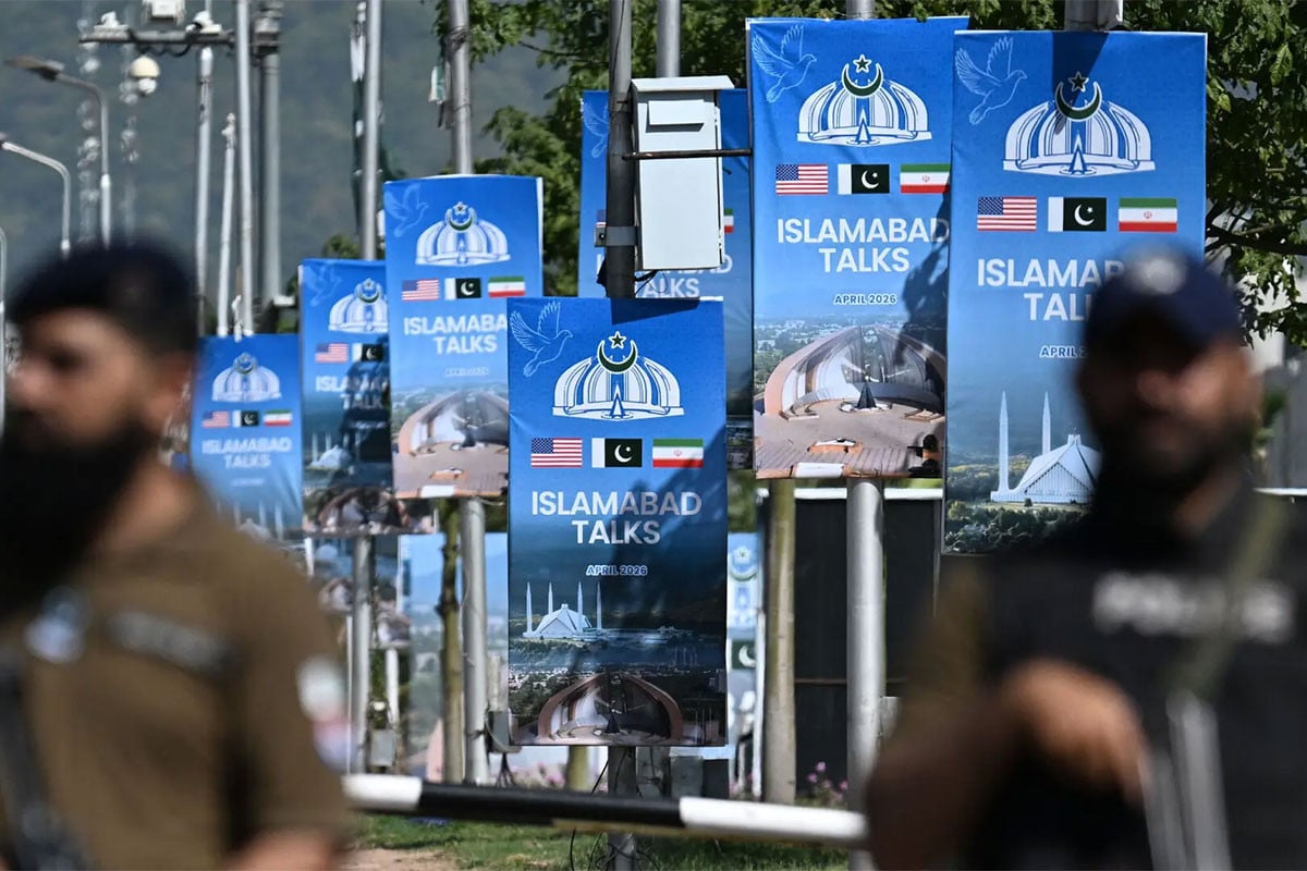 ইরানি জাহাজ জব্দ ইসলামাবাদ আলোচনাকে নস্যাৎ করতে পারে: বিশ্লেষক