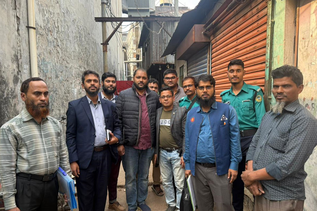 বরিশালে ২০ দিনে জ্বালানি তেল মজুদের বিরুদ্ধে ২৬ অভিযান, জরিমানা ৭ লাখ