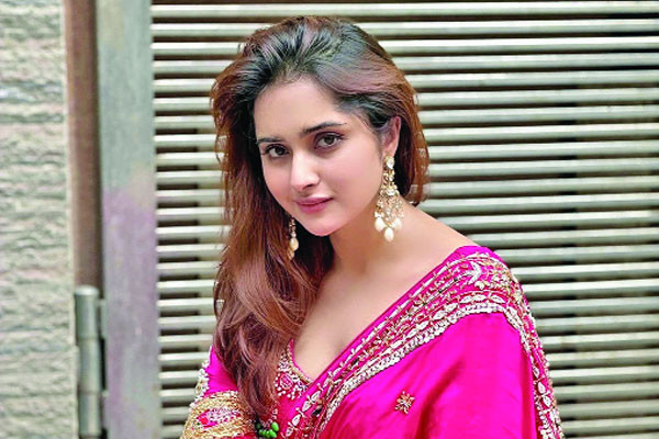 কেয়া পায়েলের বোধ