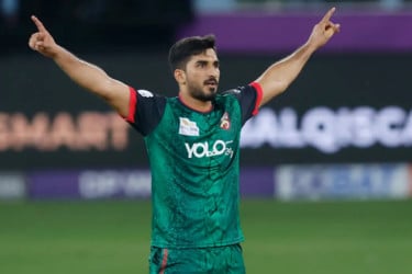 একসঙ্গে পাঁচ ক্রিকেটারকে নাগরিকত্ব দিল আরব আমিরাত