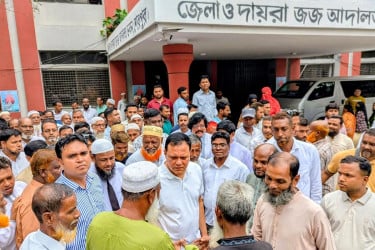 জামায়াত নেতা হত্যা মামলায় শেরপুরে সংসদ সদস্যসহ ৪০ জনের জামিন