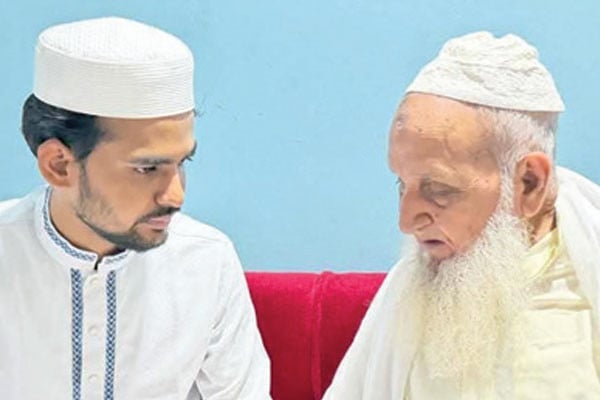 হেফাজত আমিরের সঙ্গে সাক্ষাৎ আসিফ মাহমুদের