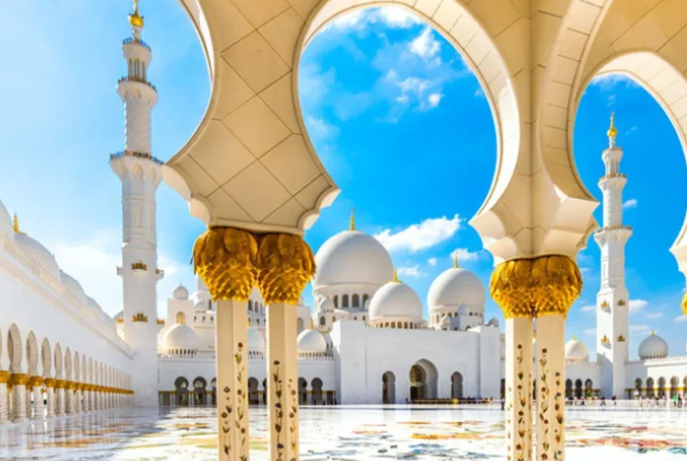 সৃষ্টি নয়, স্রষ্টাই একমাত্র উপাস্য