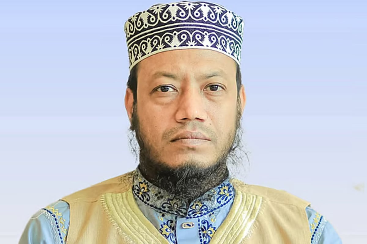 মুফতি আমির হামজার বিরুদ্ধে গ্রেফতারি পরোয়ানা