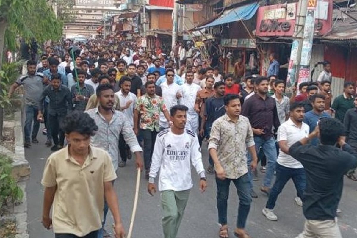 চট্টগ্রাম সরকারি সিটি কলেজে ছাত্রদল-শিবির সংঘর্ষ