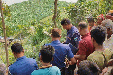 সিরাজগঞ্জে বৃদ্ধকে হত্যা করে অটোভ্যান ছিনতাই