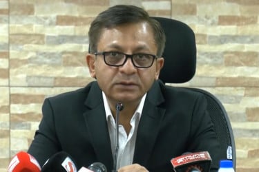 সিন্ডিকেটের কাছে জনগণকে জিম্মি হতে দেবে না সরকার : বাণিজ্যমন্ত্রী