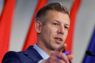 ইসরায়েলি প্রধানমন্ত্রীকে গ্রেফতারের হুঁশিয়ারি হাঙ্গেরির