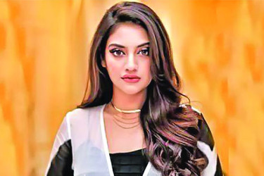 বিপাকে নুসরাত জাহান