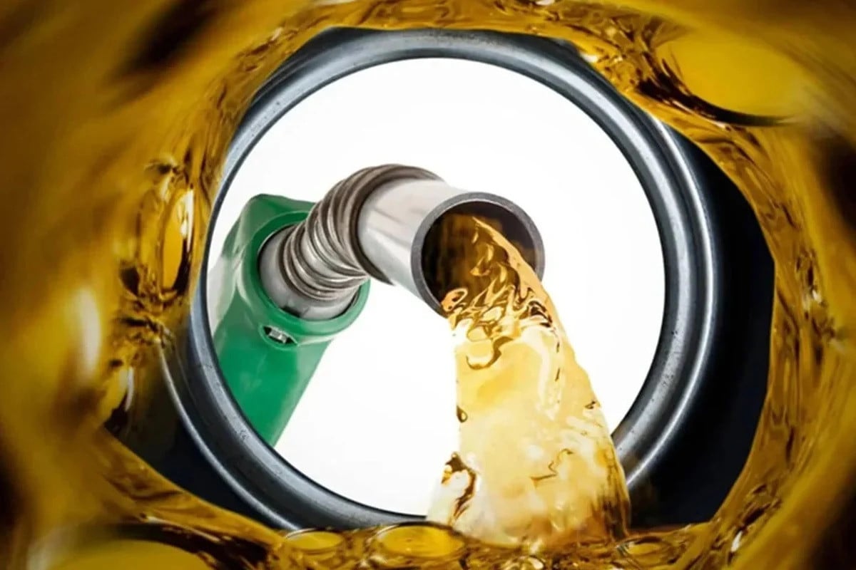 অবৈধভাবে মজুতকৃত ৫ লাখ ৭৬ হাজার ৯৯৩ লিটার জ্বালানি উদ্ধার