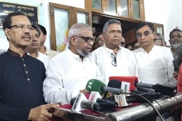 ‘দুই-তিন দিনের মধ্যে জ্বালানি তেল অনেকটা স্বাভাবিক হয়ে যাবে’