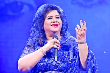রুনা লায়লার সুরের জাদু