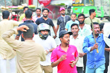 ছাত্রদল-শিবির সংঘর্ষে যুক্ত ছিল বহিরাগতরা