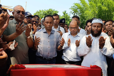 সম্প্রীতি বজায় রেখে নেতাদের রাজনীতি করার আহ্বান ডেপুটি স্পিকারের
