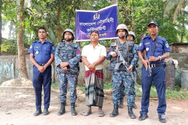 মেঘনা নদীর ঘাটে লুকানো ২৭’শ লিটার ডিজেল জব্দ, গ্রেপ্তার ১