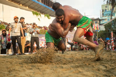 চট্টগ্রামে জব্বারের বলীখেলায় আবারও চ্যাম্পিয়ন বাঘা শরীফ