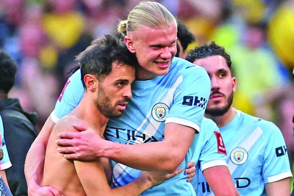 ঘরোয়া ট্রেবলের পথে ম্যানসিটি