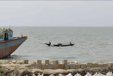 চিংড়ি রেণু শিকারে নেমে নদীতে যুবক নিখোঁজ