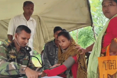 খাগড়াছড়িতে সেনাবাহিনীর উদ্যোগে বিনামূল্যে চিকিৎসা সেবা-ওষুধ বিতরণ