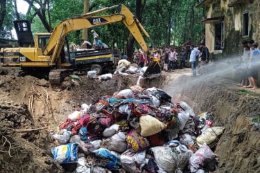 আখাউড়া স্থলবন্দরে কোটি টাকার ভারতীয় পণ্য ধ্বংস