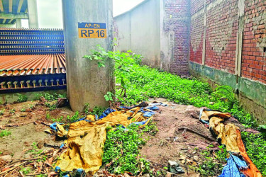 রাতে বদলে যায় বনানী-এয়ারপোর্ট রুটের চিত্র