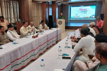 ‘আড্ডায়’ শব্দ দূষণমুক্ত কুমিল্লা নগরীর প্রত্যাশা