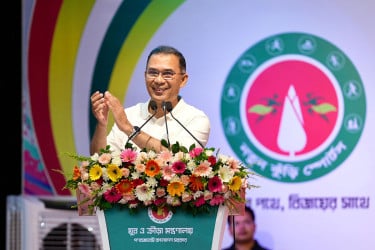 নতুন কুঁড়ি স্পোর্টসের উদ্বোধন করলেন প্রধানমন্ত্রী
