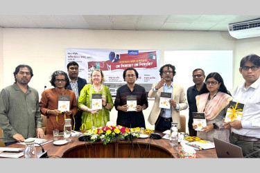 ‘১৫ বছরে সাংবাদিকতায় তৈরি হওয়া প্রবণতা নিয়ে কাজ করতে হবে’