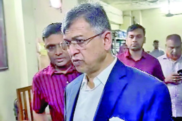 থানা দালালমুক্ত করার নির্দেশ স্বরাষ্ট্রমন্ত্রীর