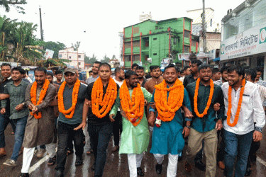 লক্ষ্মীপুরে ছাত্রদলের নতুন কমিটিকে স্বাগত জানিয়ে মিছিল