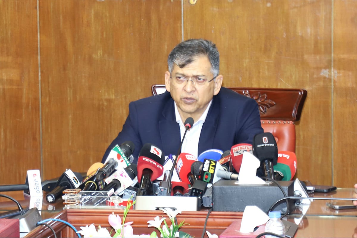 মাদক, অবৈধ অস্ত্র ও চাঁদাবাজির বিরুদ্ধে আমরা যৌথ অভিযান চালাচ্ছি : স্বরাষ্ট্রমন্ত্রী