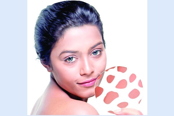 ত্বকের ‘ব্রাইটনেস বুস্টার’