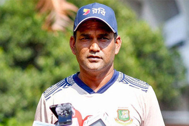 পাকিস্তান সিরিজে শেষ সালাউদ্দিন অধ্যায়