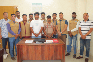 রংপুরে ২৫ সদস্যের অনলাইন প্রতারক চক্রের সন্ধান, গ্রেফতার ২