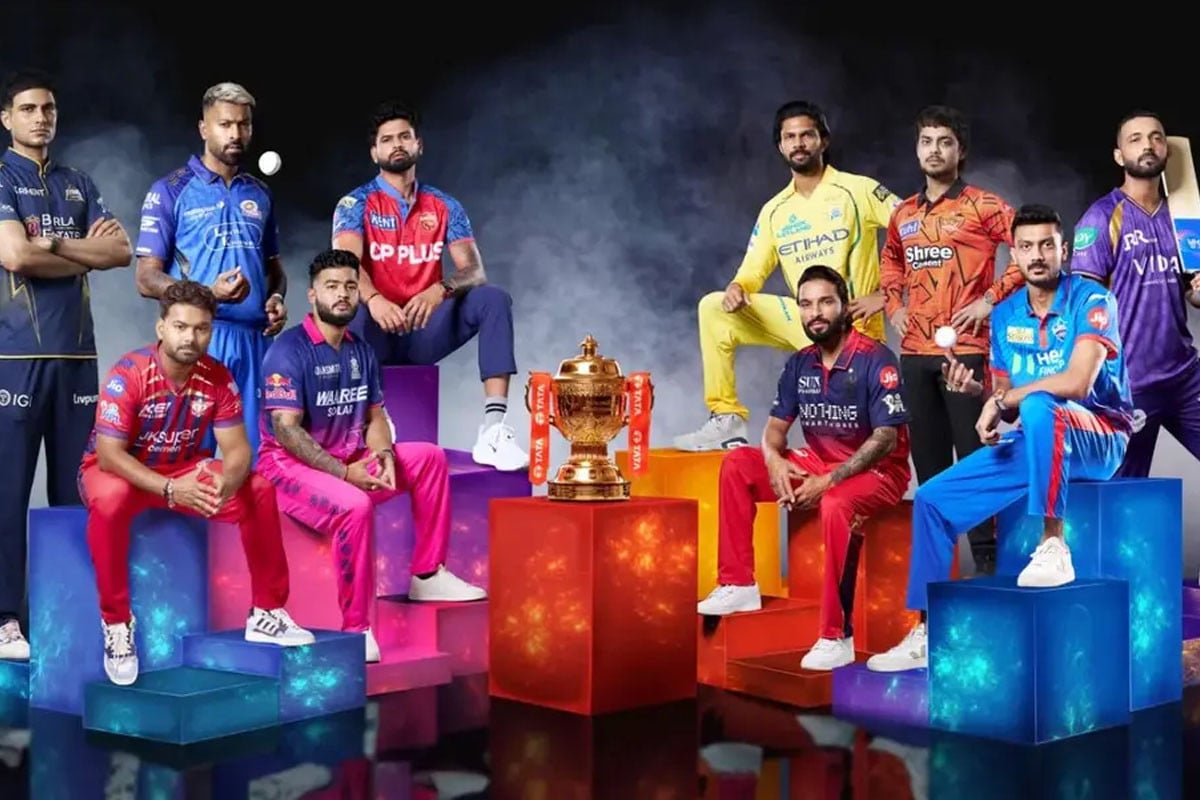 আইপিএল প্লে-অফের দৌড়, কার সামনে কী সমীকরণ