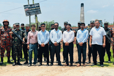গোপালগঞ্জে অবৈধ দুই ইটভাটা উচ্ছেদ, ৭ লাখ টাকা জরিমানা