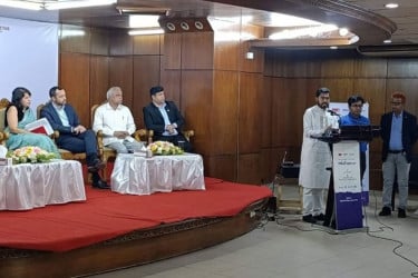 মালয়েশিয়ার শ্রমবাজার খোলার জন্য সরকার চেষ্টা চালিয়ে যাচ্ছে: প্রবাসীকল্যাণ প্রতিমন্ত্রী