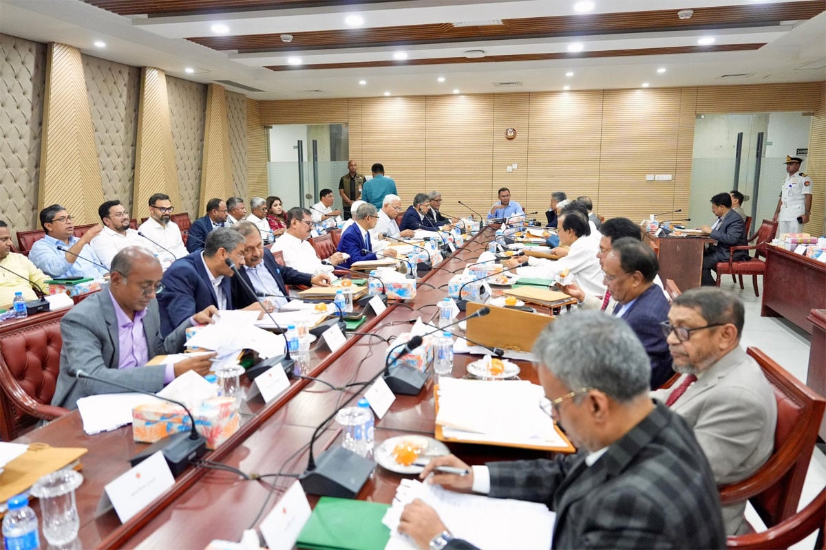 ঈদুল আজহার ছুটি ঘোষণা: ২৫ মে থেকে টানা ৭ দিনের ছুটিতে যাচ্ছে দেশ