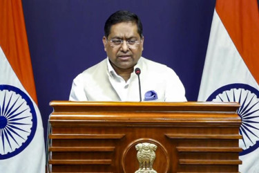 ‘অবৈধ’ অভিবাসী প্রত্যাবাসনে নাগরিকত্ব যাচাই দ্রুত করতে ঢাকাকে দিল্লির আহ্বান