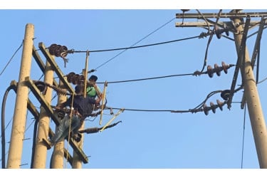 ১৩ দিন টানা ৬ ঘণ্টা করে বিদ্যুৎ থাকবে না যেসব এলাকায়