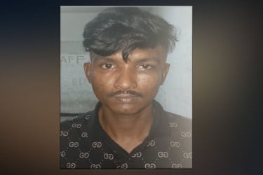 মোহাম্মদপুরে ১২ মামলার আসামি দুর্ধর্ষ ছিনতাইকারী হৃদয় গ্রেপ্তার