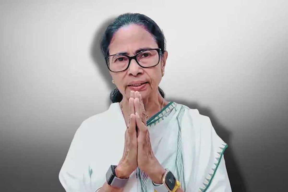 শোভনীয় পরাজয়ের পর জাতীয় ঐক্যের ডাক মমতার